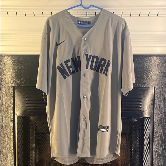 New York Yankees Gerrit Cole Baseball Jersey Gray Navy Stitched Men’s Size XL - Picture 1 of 6